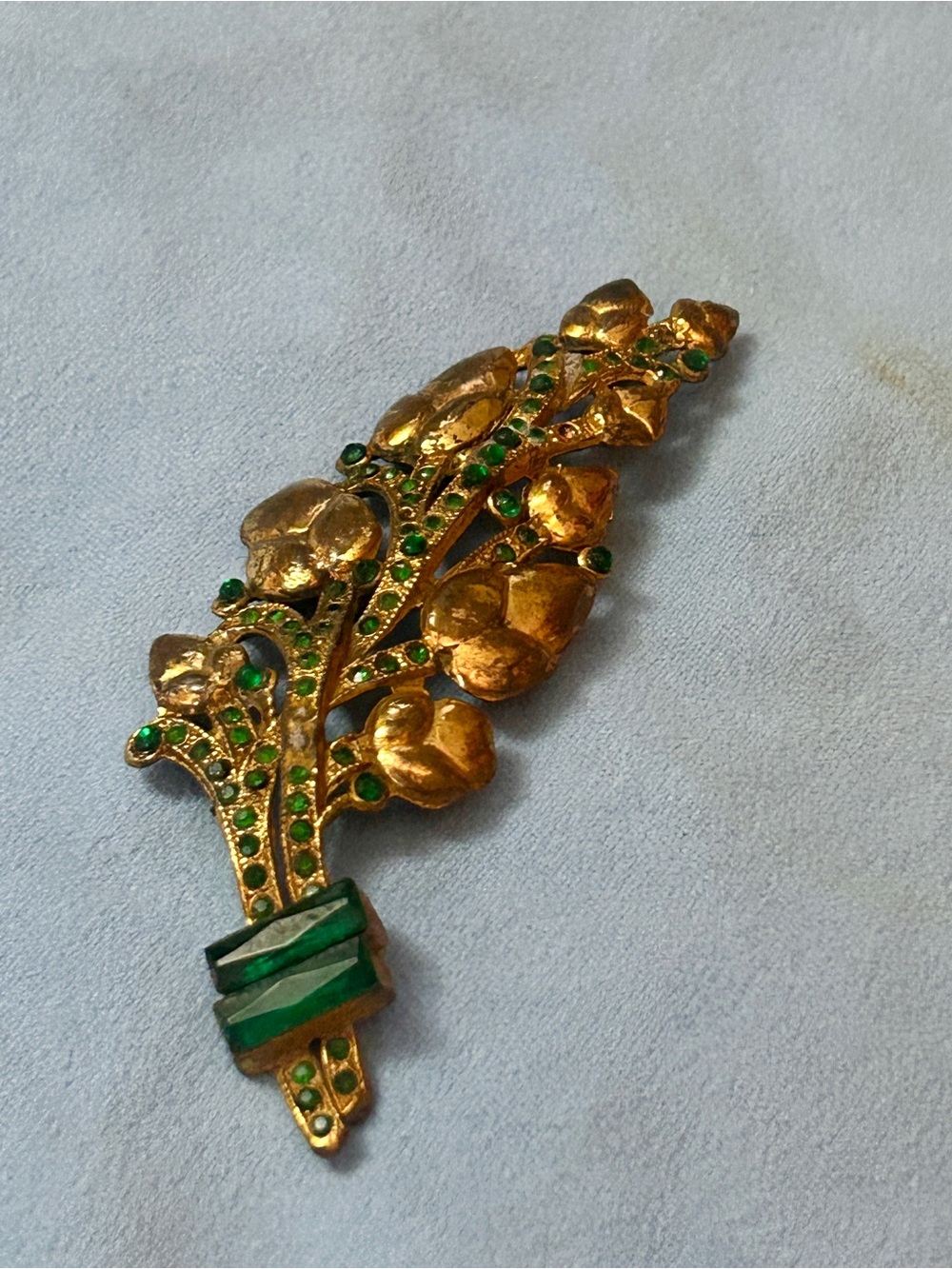 Vintage Floral Bouquet Brooch Pin Gold Tone Emerald Green Crystal Rhinestones
